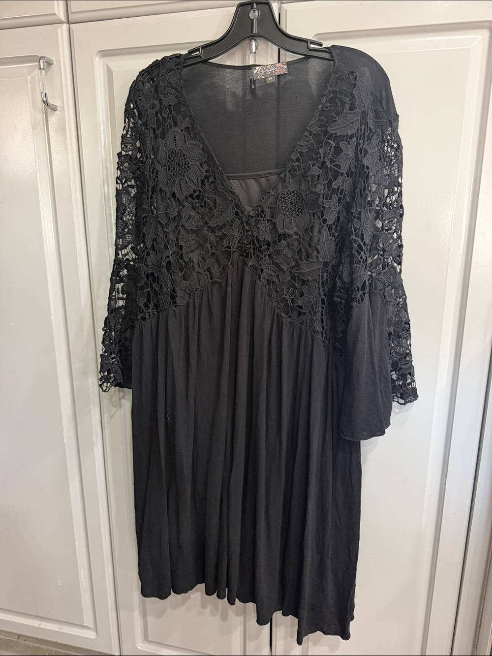 J  Glee Black Lace Yoke V-Neck Women’s Dress